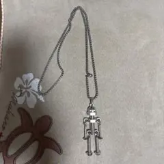 ロボットモチーフ ネックレス シルバーカラー