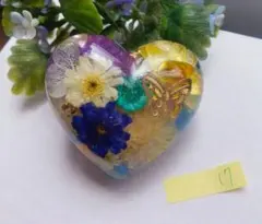 オルゴナイト　No.69　ハート型　黄色紫　2液性レジン　ドライフラワー オルゴナイト No.69 ハート型 黄色紫 2液性レジン ドライフラワー