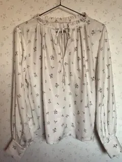 ★フラワープリント 長袖ブラウス リボン フリルearth