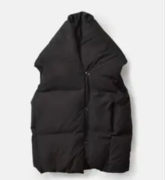 2026年最新】CYAN ダウンベストの人気アイテム - メルカリ