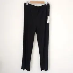 【新品】ユニクロ　プリーツストレートパンツ+　XL 黒