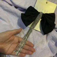 ⭐️試着のみ☆ブラック☆大きめリボン×ゆらゆら☆ジルコニアフリンジ？付きバレッタ