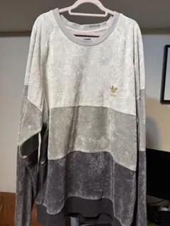 adidas パネルデザイン トレーナー　起毛生地　ベロア　XL