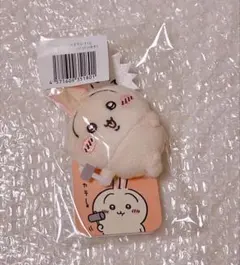 新品未開封　ちいかわ うさぎだらけくじ E賞 ぬいぐるみバッジ トンカチ
