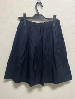 ストロベリーフィールズ　ストライプ　ボタン付きミニスカート
