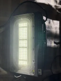 岩崎電気 LED投光器 ECF0881N 本体 - メルカリ