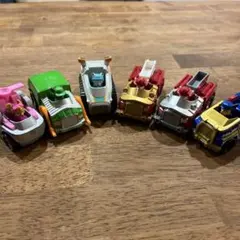 パウパトロール　ダイキャストビークル　6台セット