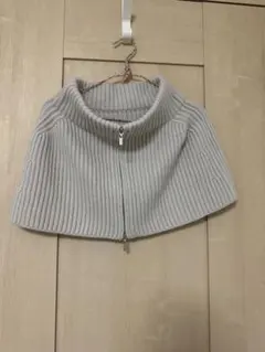 FOXEY ニットケープ Trulli カシミヤ100% ライトベージュ - メルカリ