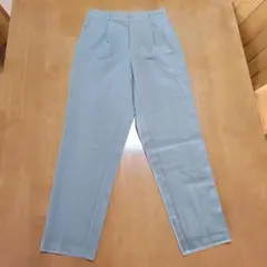 GU カジュアルパンツ ライトグリーン