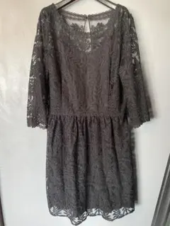 NAF NAF paris ナフナフ レース 背中開き ワンピース ドレスのサムネイル