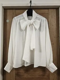 anuans/アニュアンス/ボリュームタイブラウス/新品/アイボリー