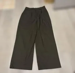 UNIQLO タックワイドパンツ L ダークグリーン