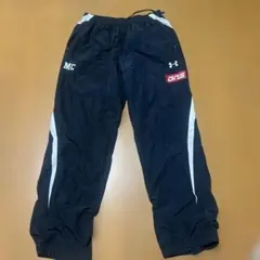 アンダーアーマーウインドブレーカー