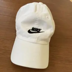 Nike ホワイトキャップ ロゴ刺繍