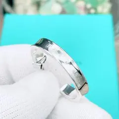 ◇ティファニー◇新品仕上済 1837 ナロー フープ ピアス ミディアム 5.5