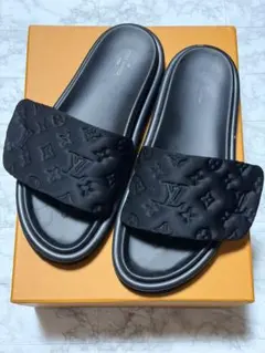 ✨美品✨LOUIS VUITTON サンダル ウィメンズ ブラック 27cmのサムネイル