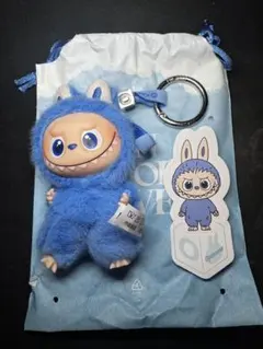 ラブブTHE MONSTER PIN FOR LOVE イニシャル O