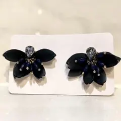 Francfranc フランフラン ミア　フラワーモチーフ　ピアス　未使用のサムネイル