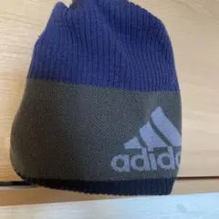 adidas ストライプ ビーニー