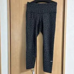 NIKE レギンス　レディース　Lサイズ　ヒョウ柄