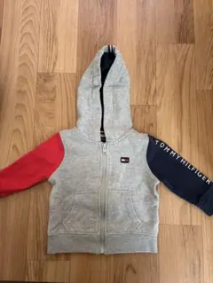 Tommy Hilfiger フード付きパーカー　80