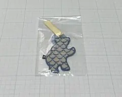 ①ミナペルホネン × こどもビームス リフレクターチャーム くま - メルカリ