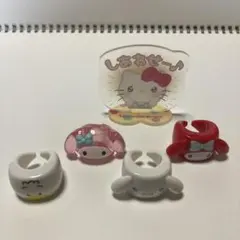 サンリオキャラクター アクリルリング 4個セット、アクリルスタンド