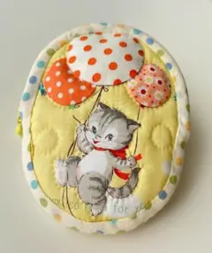 作成キット　風船ふわふわ子ねこちゃんのオーバルポーチ　パッチワーク　イエロー