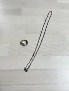 HUF ネックレス リングのおまけ付き