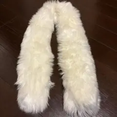 ホワイトファーストール