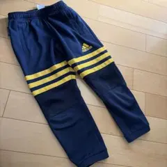 adidas ジャージ　下ズボンのみ　120cm
