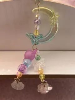 ハンドメイド 月と蝶のビーズチャーム