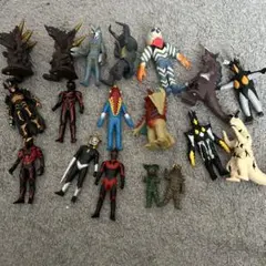 ウルトラマン 怪獣フィギュア 18体セットまとめ売り