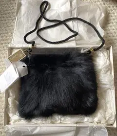 新品未使用　黒ファー ショルダーバッグ　パーティ　毛皮　ファー　毛　ショルダー