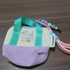 Item thumbnail for item 517cf8a8-134c-409a-9822-6b84e1d6d009