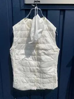 【UNIQLO】ウルトラライトダウンベスト　ホワイト　Sサイズ