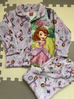 Disney ソフィア パジャマ　フリース110