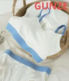 GUNZE×TYPY 配色リブハーフトップ Mサイズのサムネイル