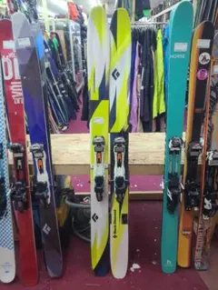 Item thumbnail for item 6e517aae-5b91-4be3-a52a-abdbd3d18111