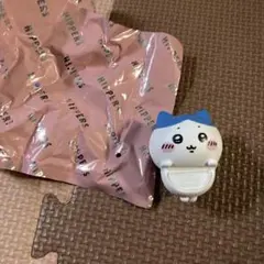 ちいかわ　ハチワレ　HIPPERS