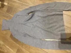 【お値下げ】UNIQLOベージュ タートルネック セーター Mサイズ