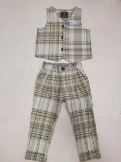 BREEZE　サイズ100 チェック柄 ベストとパンツのセットアップ