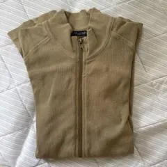 ZARAトップスのサムネイル