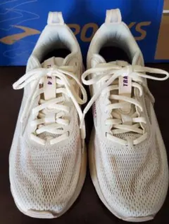 Brooks Trace 4 ホワイト スニーカーのサムネイル