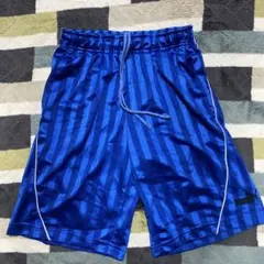 期間限定値下げ　PUMA ストライプ ハーフパンツ 青