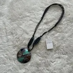 【美品】アート風幾何学模様ネックレス