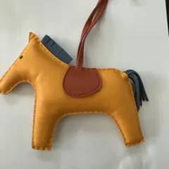 HERMES ロデオチャーム 馬 レザー　エルメス　ロデオGM お値下げ中！！のサムネイル