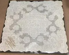 スワトウ　ハンカチ　手刺繍