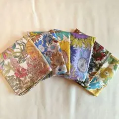 リバティ大判ハンカチ６枚セット （美品）のサムネイル