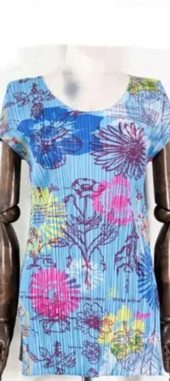 PLEATS PLEASE ISSEY MIYAKE 花柄 半袖トップスのサムネイル